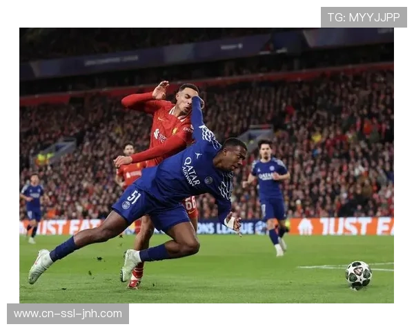 西汉姆联努诺神奇换人,威尔逊替补登场即绝杀 西汉姆联努诺神奇换人,威尔逊替补登场即绝杀