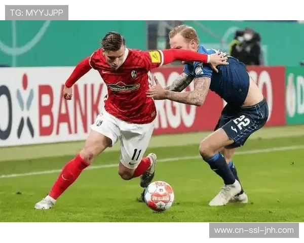 奥格斯堡25分排名第11暂时脱离降级漩涡,主场小胜海登海姆关键三分 奥格斯堡25分排名第11暂时脱离降级漩涡,主场小胜海登海姆关键三分