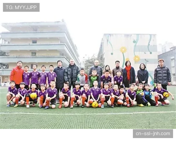 法国足协与教育部合作推出校园足球教练培训项目