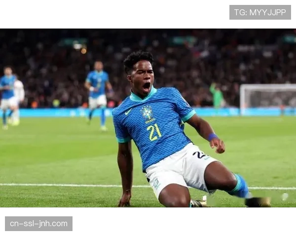 恩德里克替补登场改变战局，巴西新星成里昂重返欧战关键